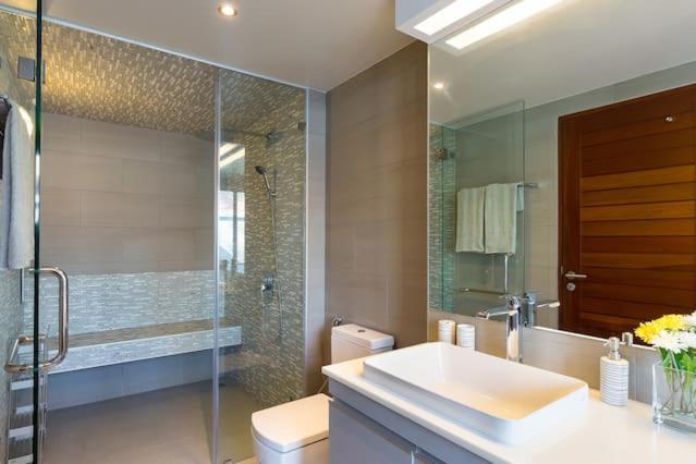 Villa Crystal Two-Bedroom Private Pool Villa Phuket Luaran gambar