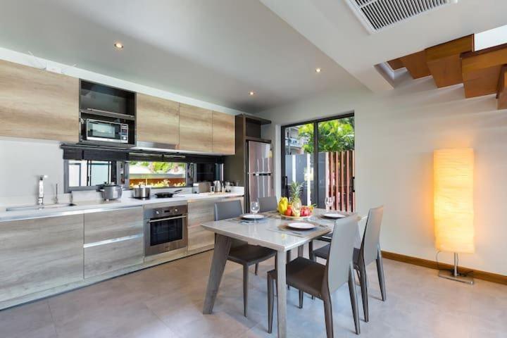 Villa Crystal Two-Bedroom Private Pool Villa Phuket Luaran gambar