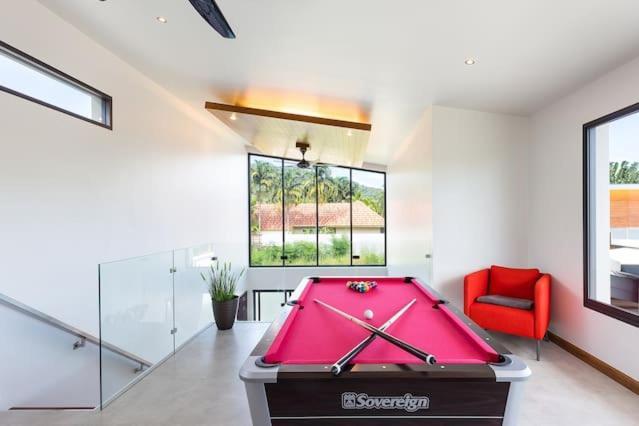 Villa Crystal Two-Bedroom Private Pool Villa Phuket Luaran gambar